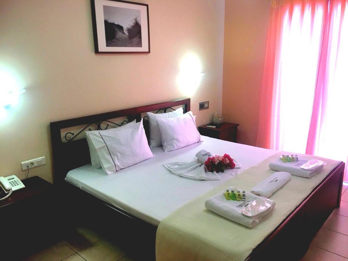Virginia Hotel Тинос Екстериор снимка
